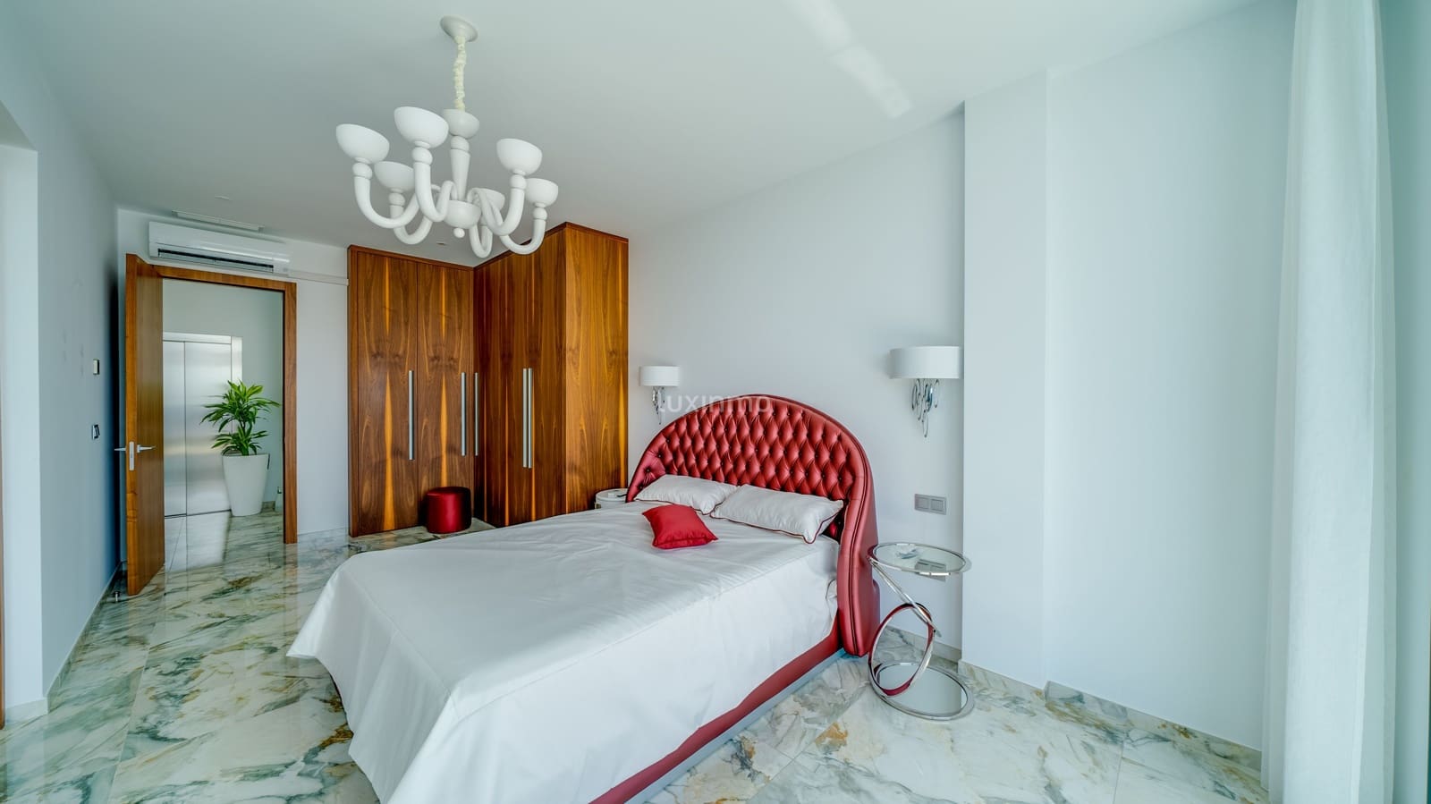 5 sypialnia Willa na sprzedaż w Finestrat z basenem garażem - 1 989 000 € (Ref: 8844138)