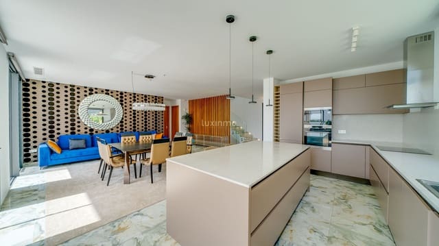 5 soveværelse Villa til salg i Finestrat med swimmingpool garage - € 1.989.000 (Ref: 8844138)