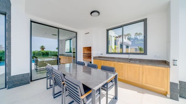 5 soveværelse Villa til salg i Finestrat med swimmingpool garage - € 1.989.000 (Ref: 8844138)