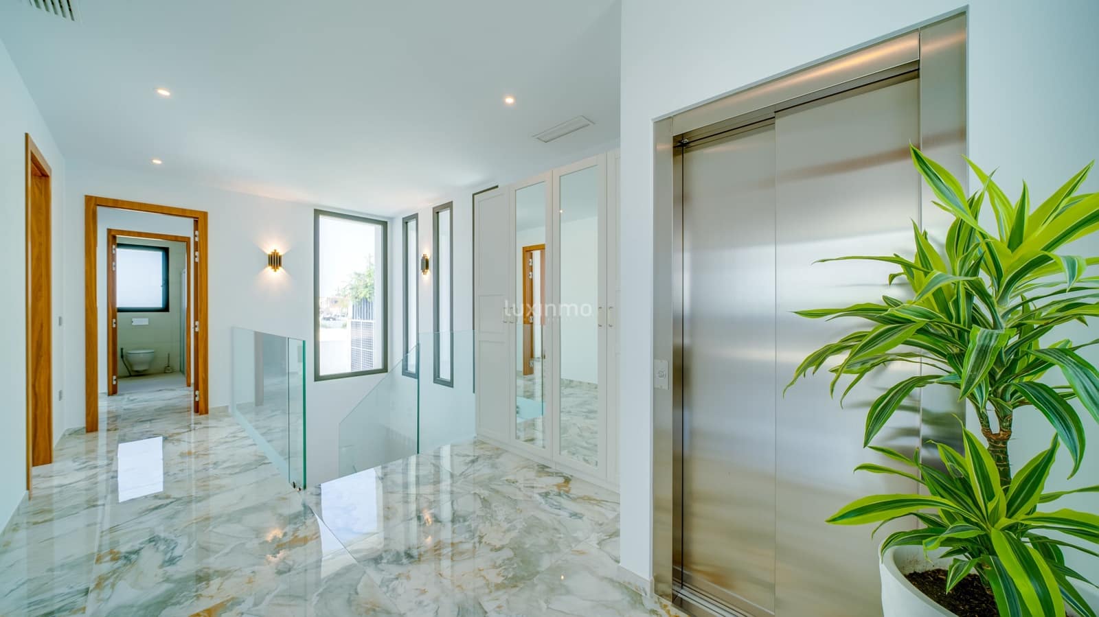 5 sypialnia Willa na sprzedaż w Finestrat z basenem garażem - 1 989 000 € (Ref: 8844138)