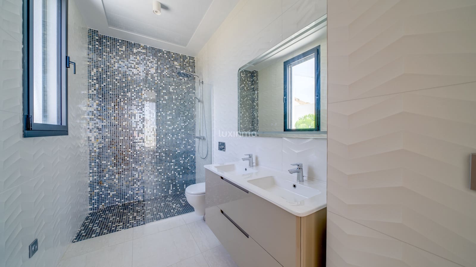 5 sypialnia Willa na sprzedaż w Finestrat z basenem garażem - 1 989 000 € (Ref: 8844138)