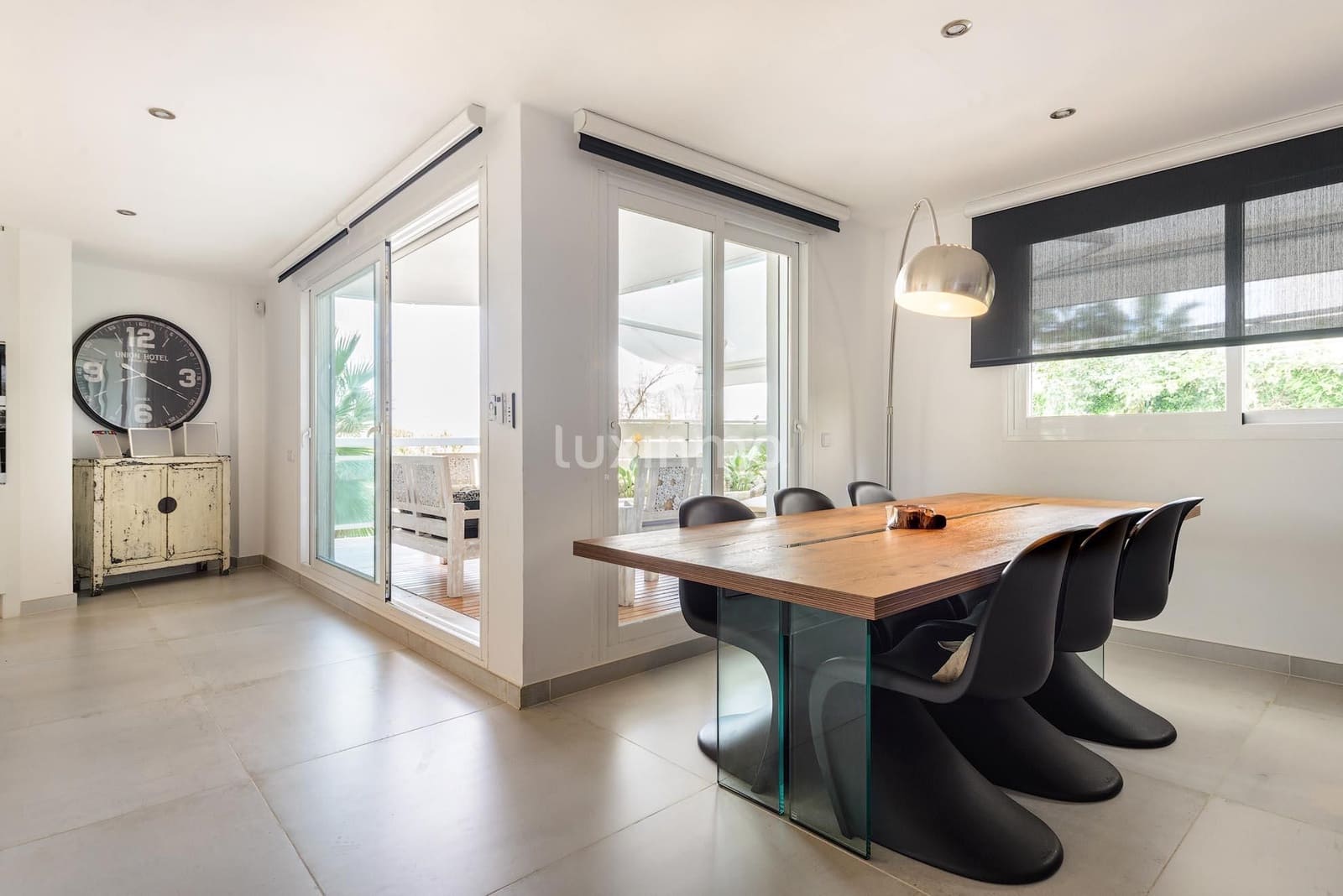 3 bedroom Apartment for sale in Ibiza / Eivissa town with pool garage - € 1,540,000 (Ref: 8844152)