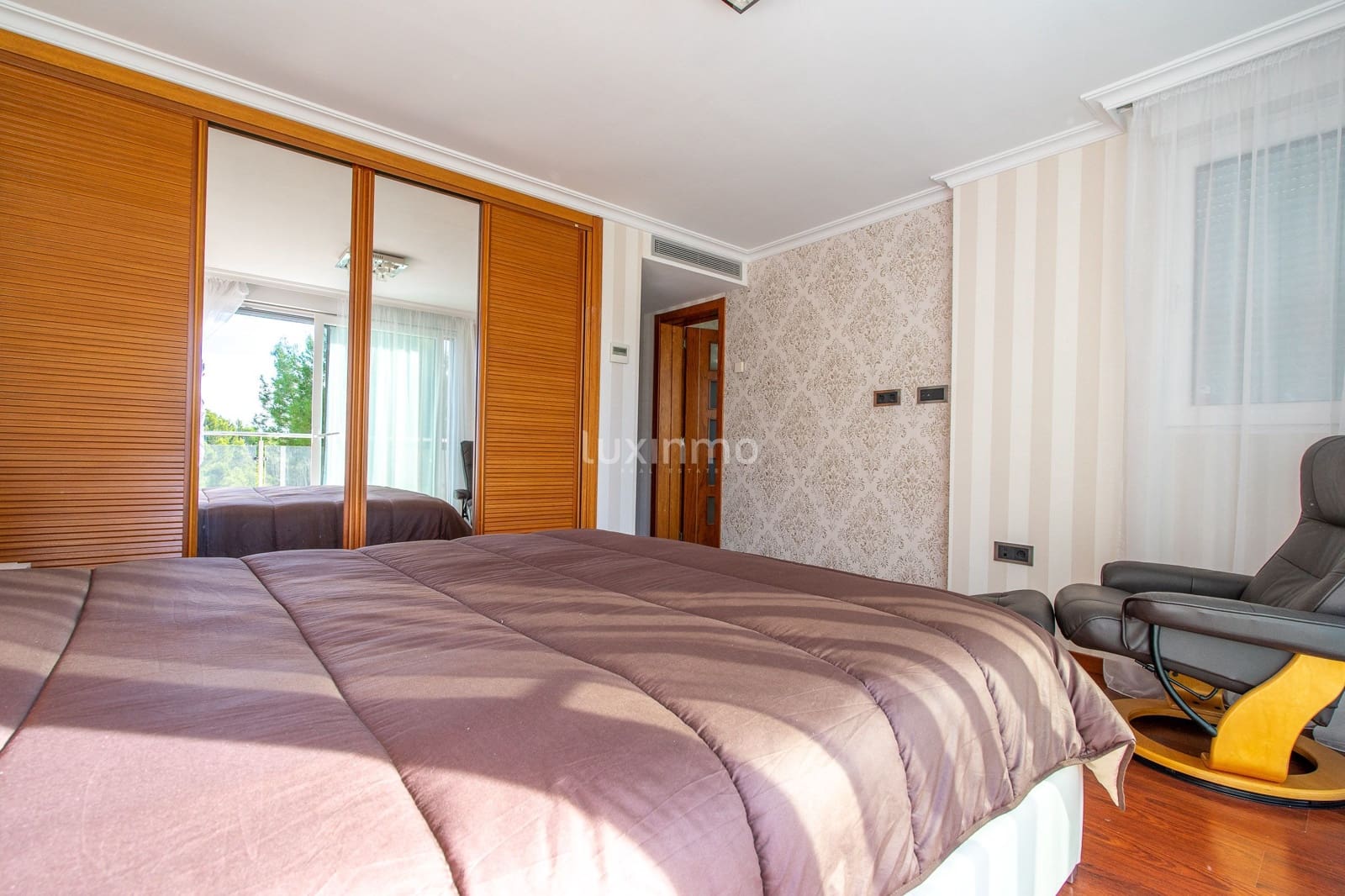 Chalet de 6 habitaciones en Altea en venta con piscina garaje - 1.350.000 € (Ref: 8844153)