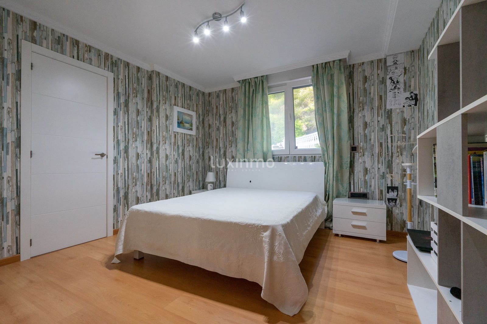 Chalet de 6 habitaciones en Altea en venta con piscina garaje - 1.350.000 € (Ref: 8844153)