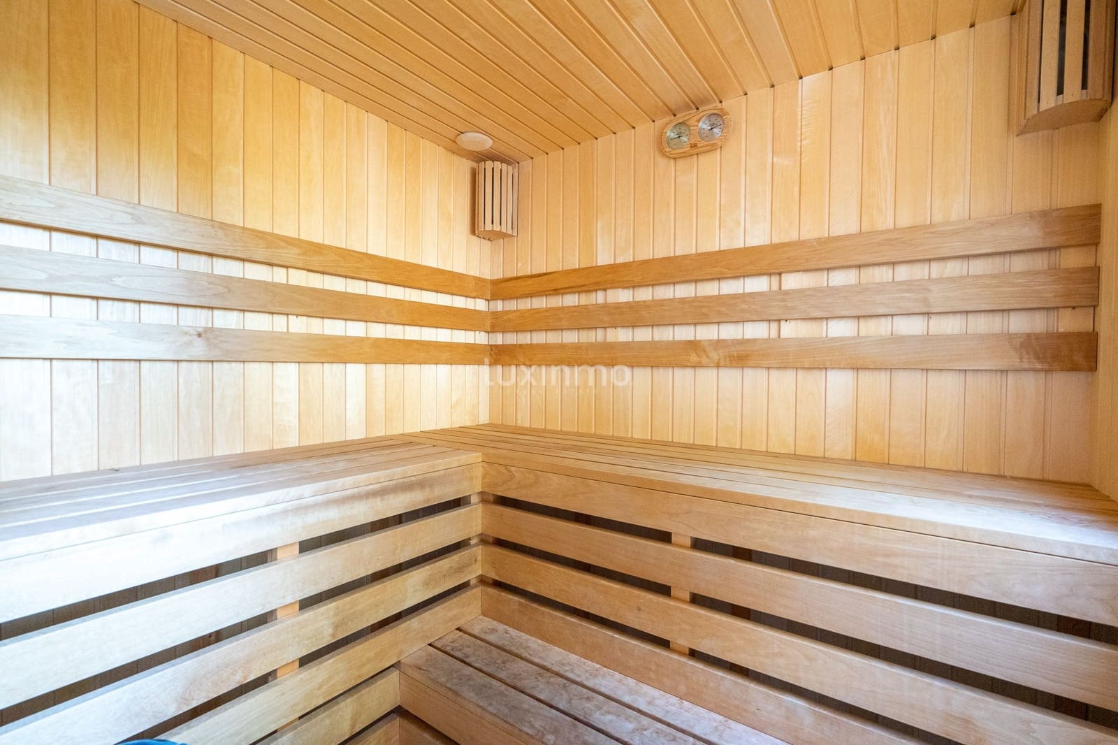 Chalet de 6 habitaciones en Altea en venta con piscina garaje - 1.350.000 € (Ref: 8844153)