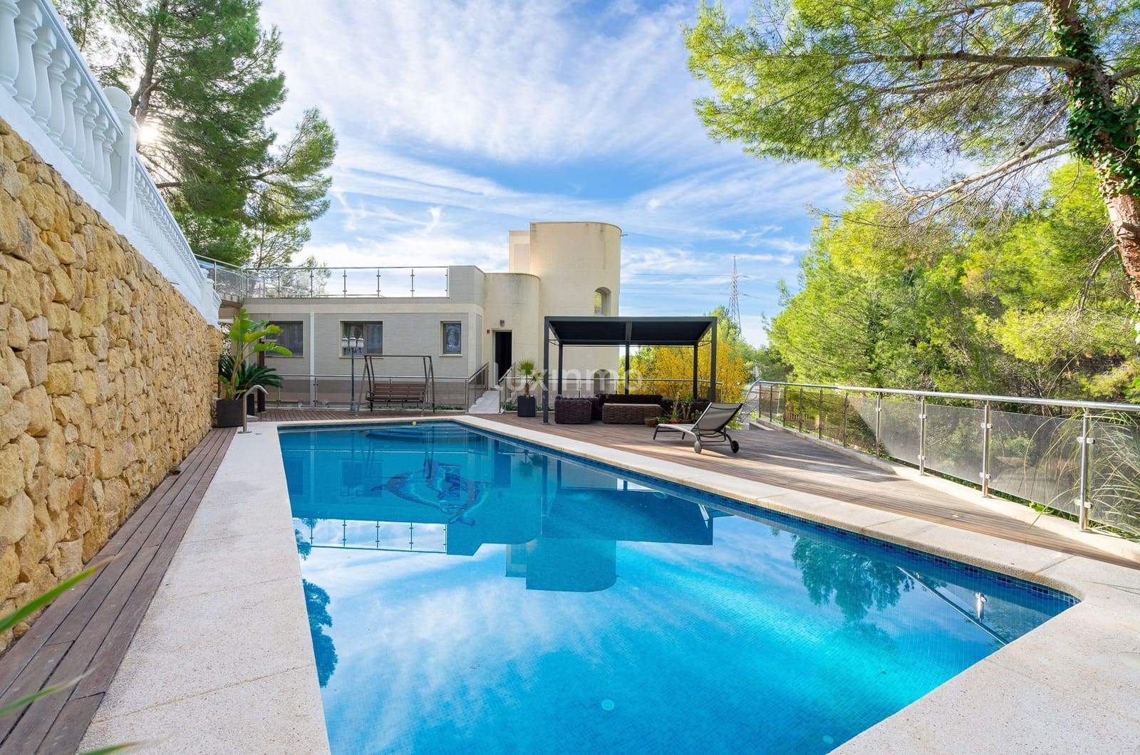 Chalet de 6 habitaciones en Altea en venta con piscina garaje - 1.350.000 € (Ref: 8844153)