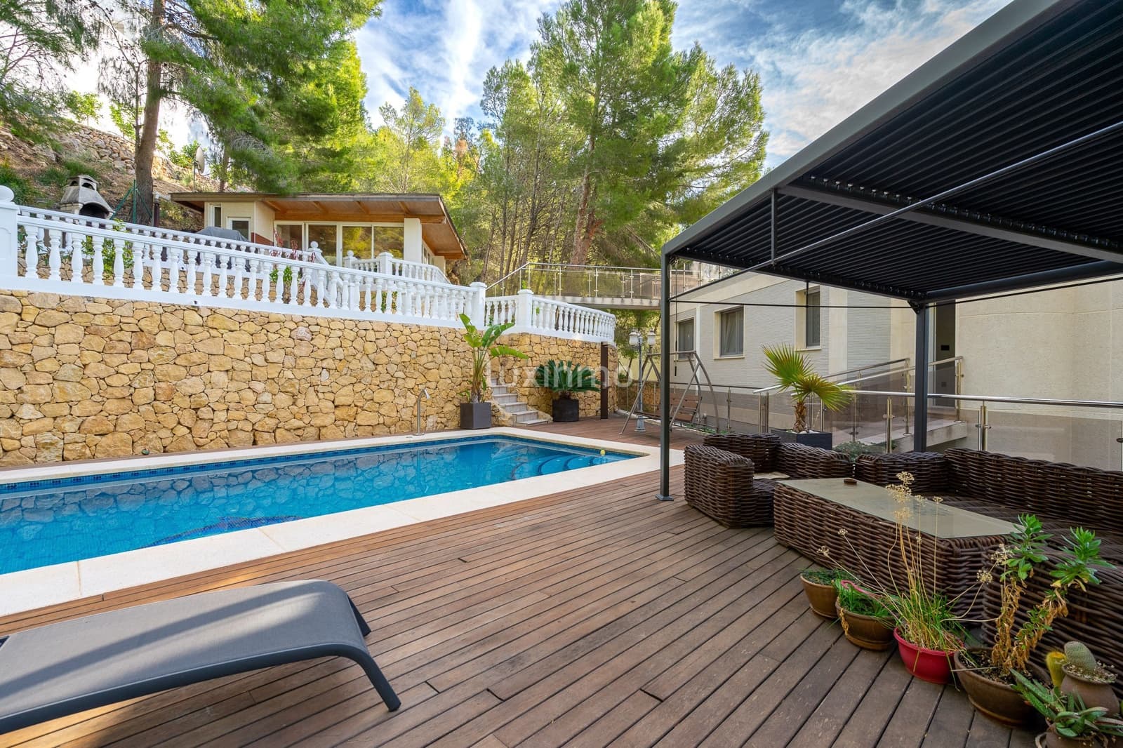 Chalet de 6 habitaciones en Altea en venta con piscina garaje - 1.350.000 € (Ref: 8844153)