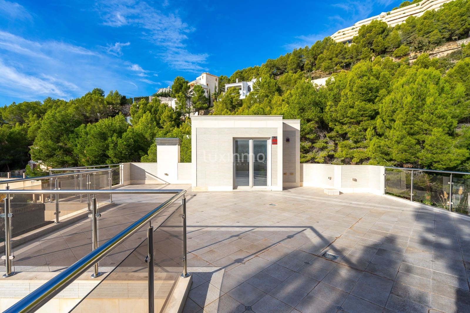 Chalet de 6 habitaciones en Altea en venta con piscina garaje - 1.350.000 € (Ref: 8844153)