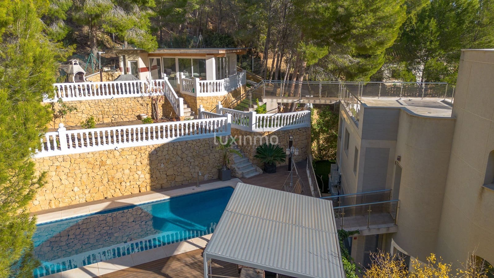 Chalet de 6 habitaciones en Altea en venta con piscina garaje - 1.350.000 € (Ref: 8844153)