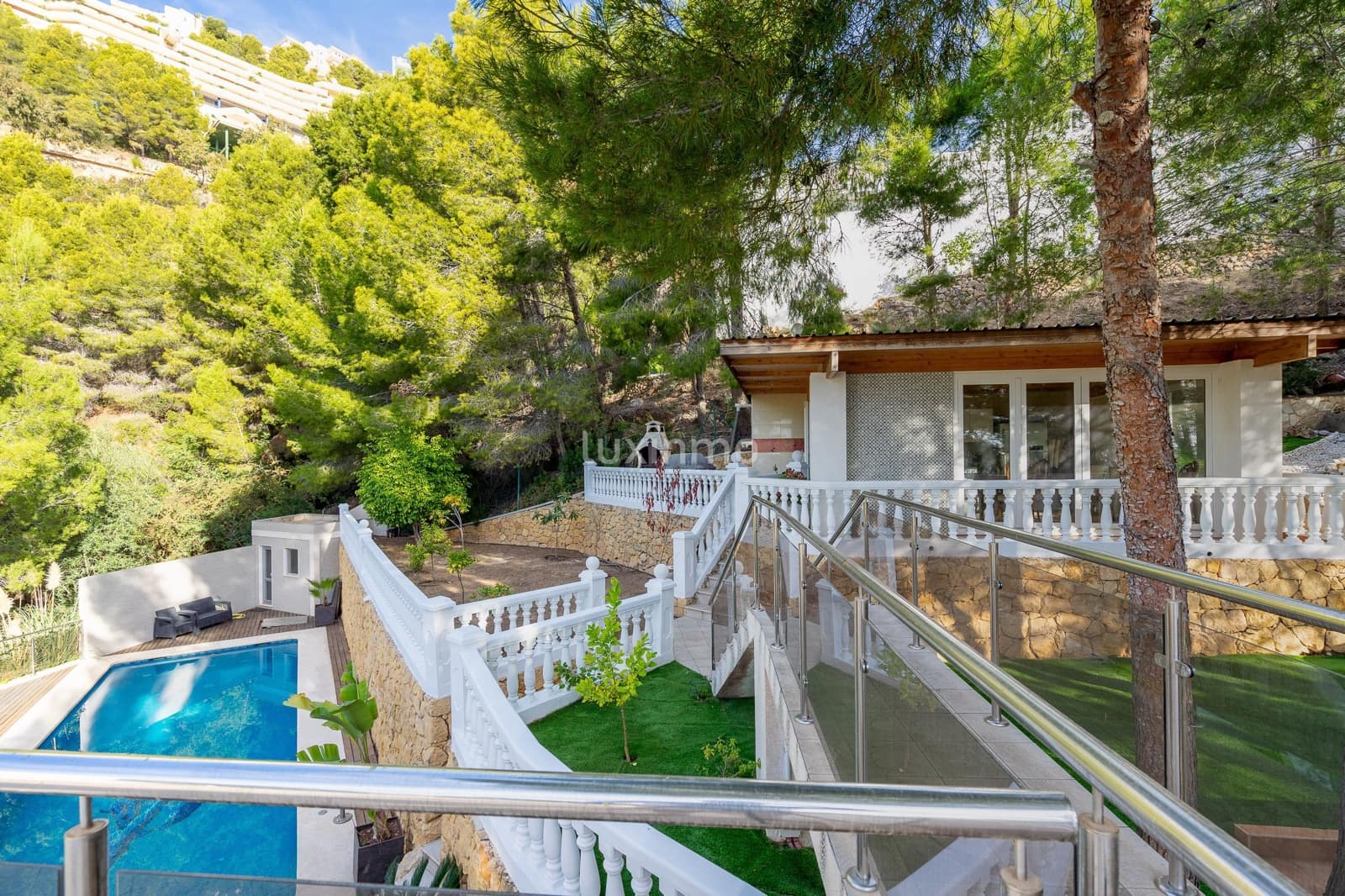 Chalet de 6 habitaciones en Altea en venta con piscina garaje - 1.350.000 € (Ref: 8844153)