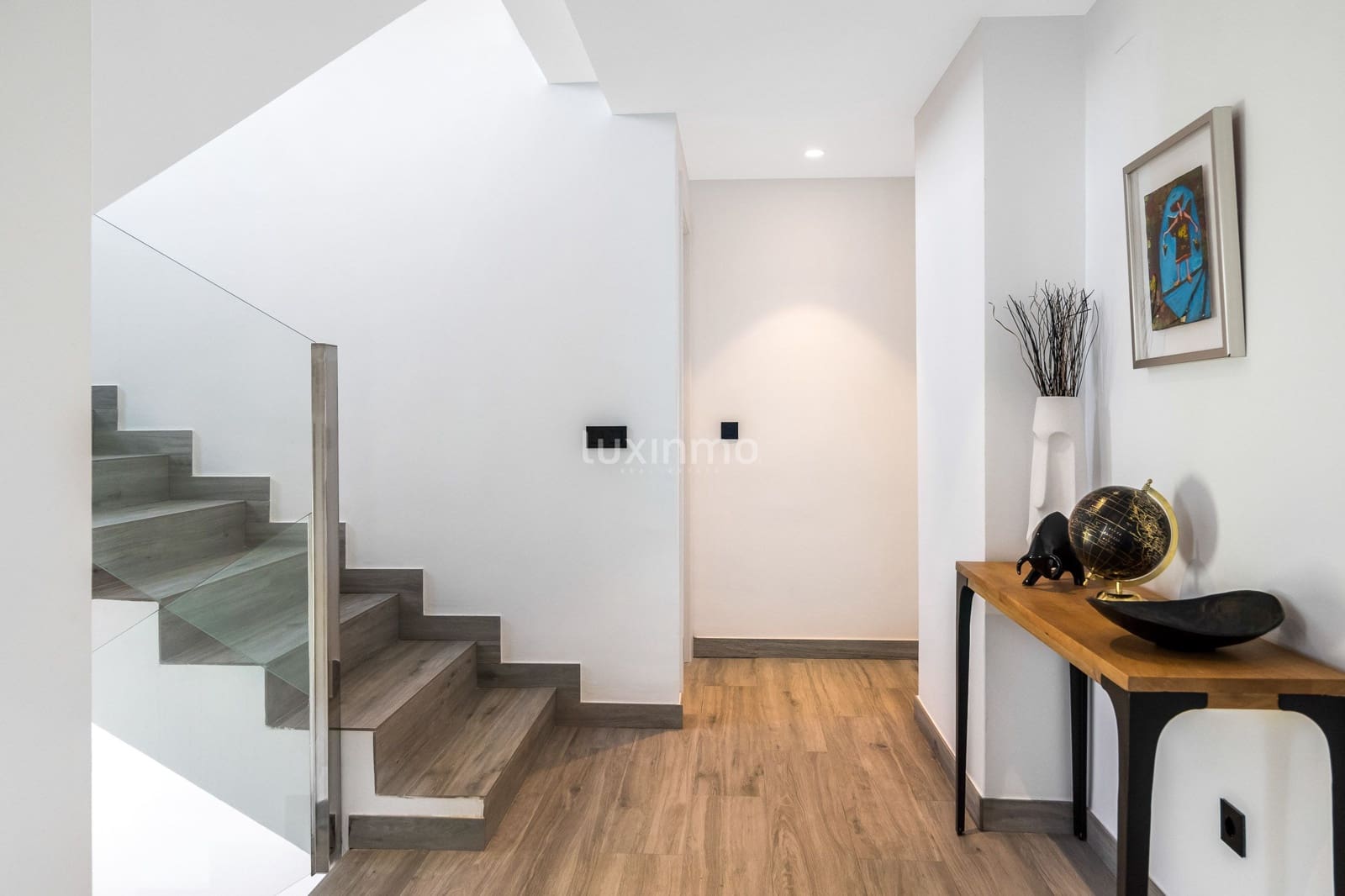 4 bedroom Villa for sale in Alfaz del Pi / L'Alfas del Pi with pool garage - € 1,195,000 (Ref: 8844159)