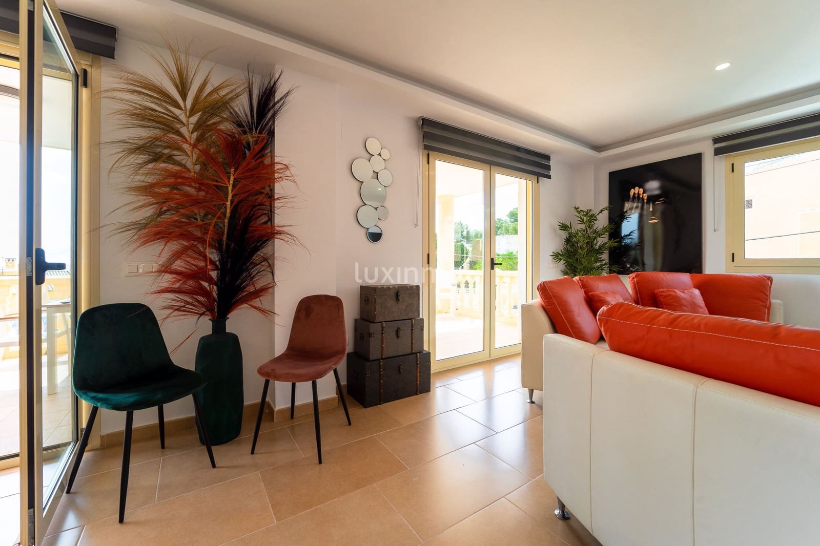 6 soveværelse Villa til leje i Calpe / Calp med swimmingpool garage - € 4.000 (Ref: 8844172)