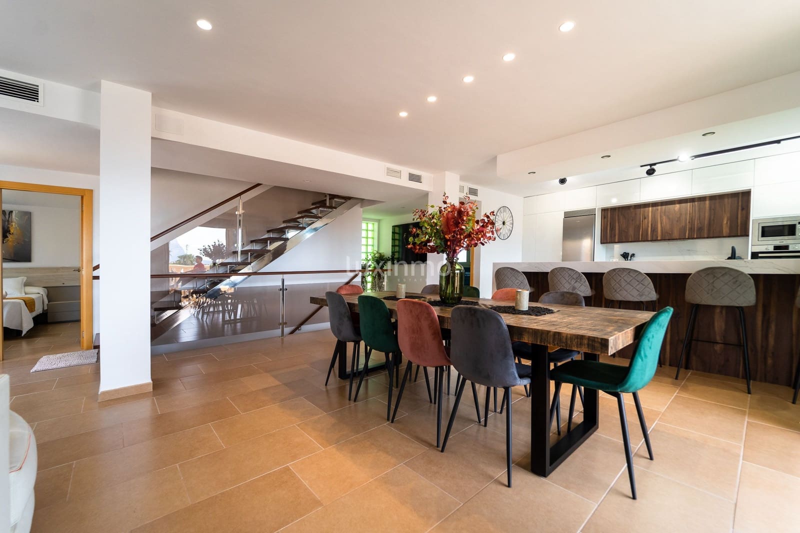 6 soveværelse Villa til leje i Calpe / Calp med swimmingpool garage - € 4.000 (Ref: 8844172)