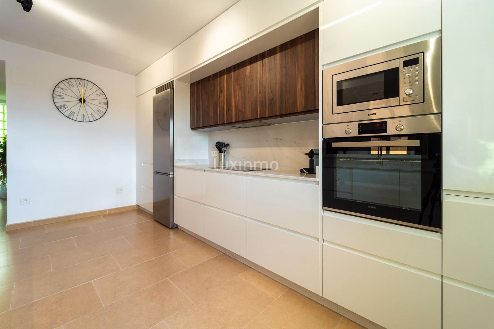 6 soveværelse Villa til leje i Calpe / Calp med swimmingpool garage - € 4.000 (Ref: 8844172)