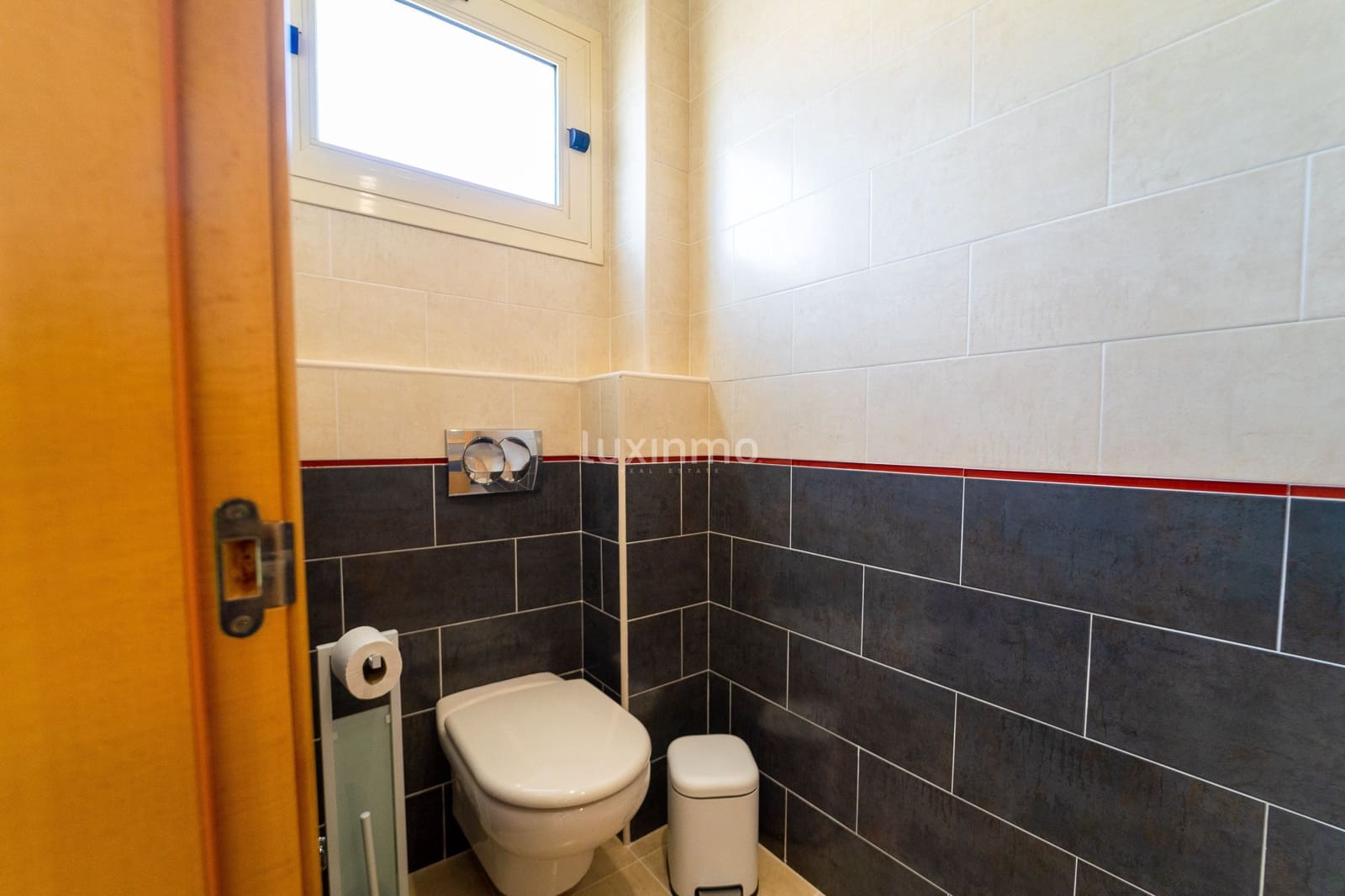 6 soveværelse Villa til leje i Calpe / Calp med swimmingpool garage - € 4.000 (Ref: 8844172)