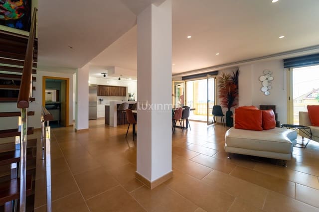 6 makuuhuone Huvila vuokrattavana paikassa Calpe / Calp mukana uima-altaan 
autotalli - 4 000 € (Ref: 8844172)