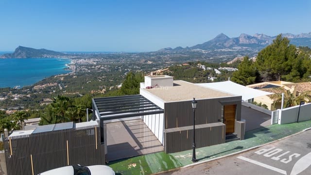 5 slaapkamer Villa te koop in Altea met zwembad garage - € 2.180.000 (Ref: 8844192)