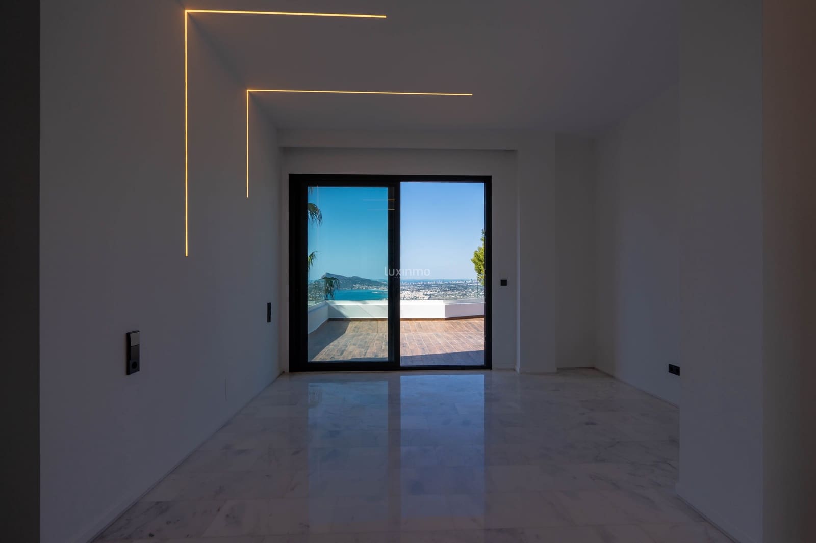 5 slaapkamer Villa te koop in Altea met zwembad garage - € 2.180.000 (Ref: 8844192)