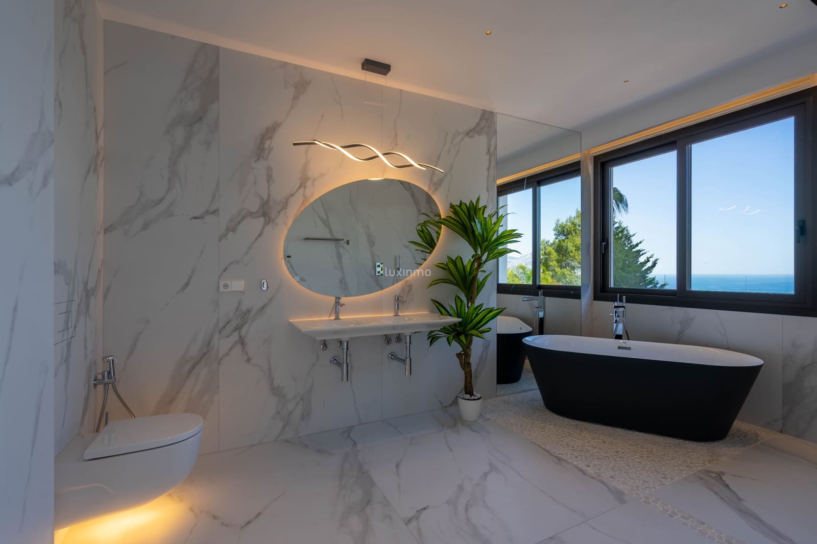 5 slaapkamer Villa te koop in Altea met zwembad garage - € 2.180.000 (Ref: 8844192)