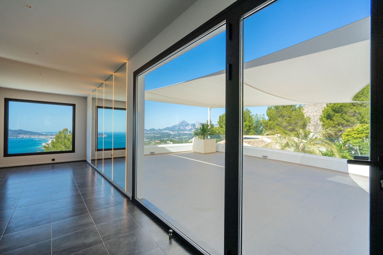 5 slaapkamer Villa te koop in Altea met zwembad garage - € 2.180.000 (Ref: 8844192)