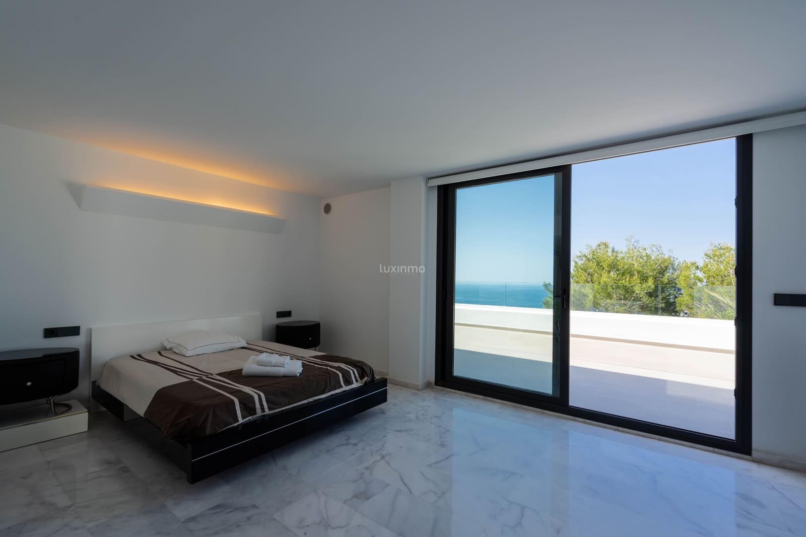 5 slaapkamer Villa te koop in Altea met zwembad garage - € 2.180.000 (Ref: 8844192)