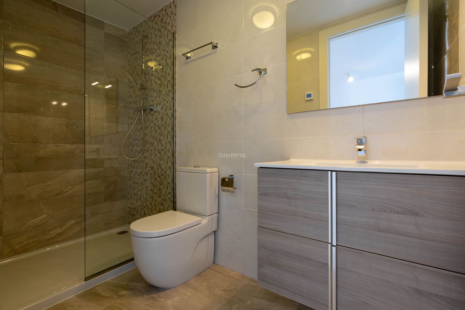 5 slaapkamer Villa te koop in Altea met zwembad garage - € 2.180.000 (Ref: 8844192)