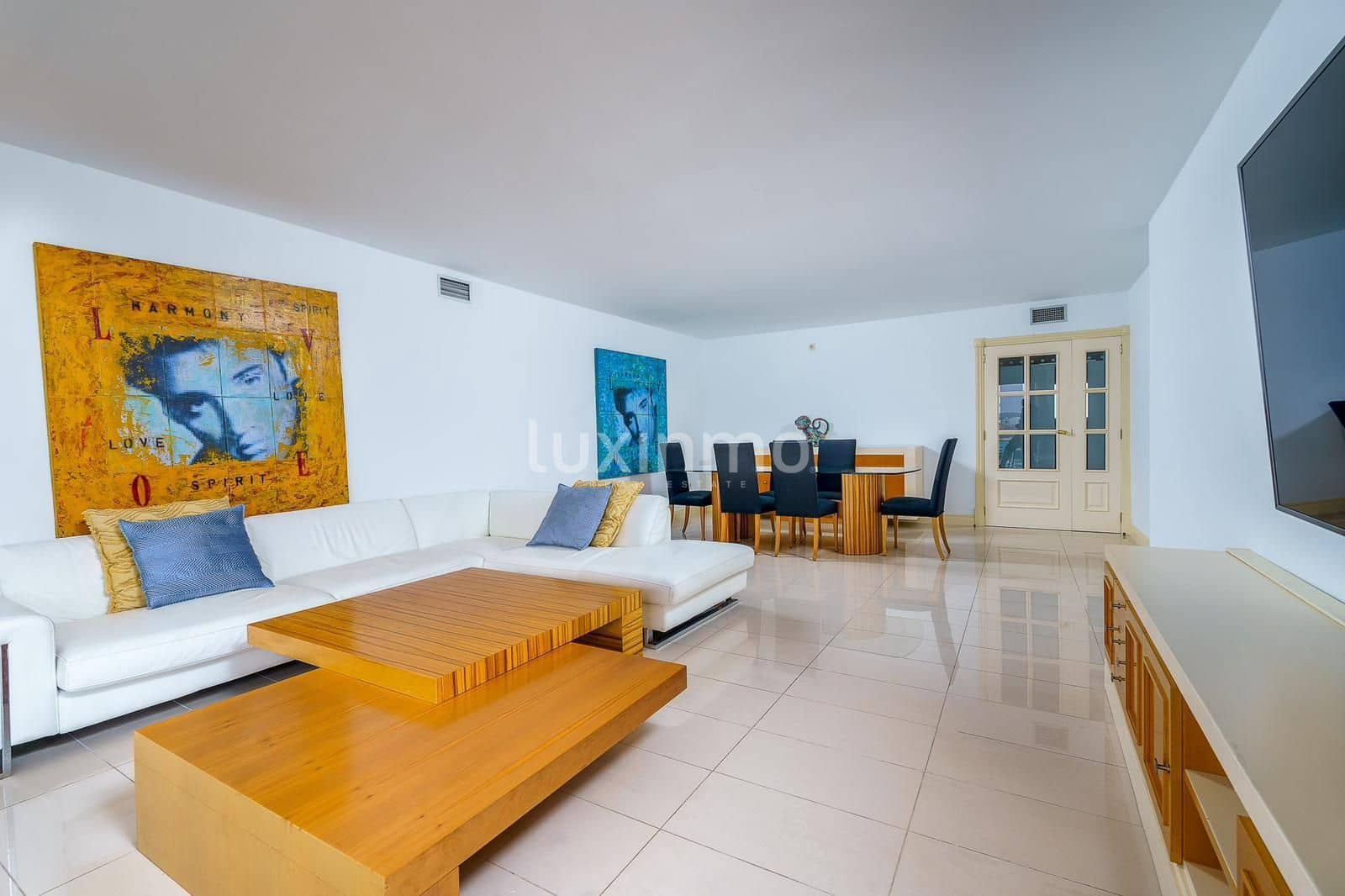 3 soverom Penthouse til salgs i Ibiza by med svømmebasseng garasje - € 3 050 000 (Ref: 8845267)