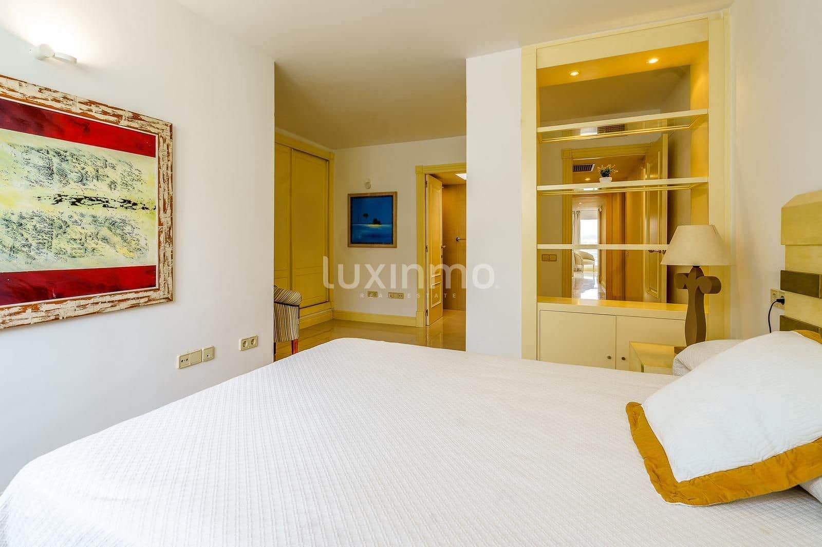 3 soverom Penthouse til salgs i Ibiza by med svømmebasseng garasje - € 3 050 000 (Ref: 8845267)