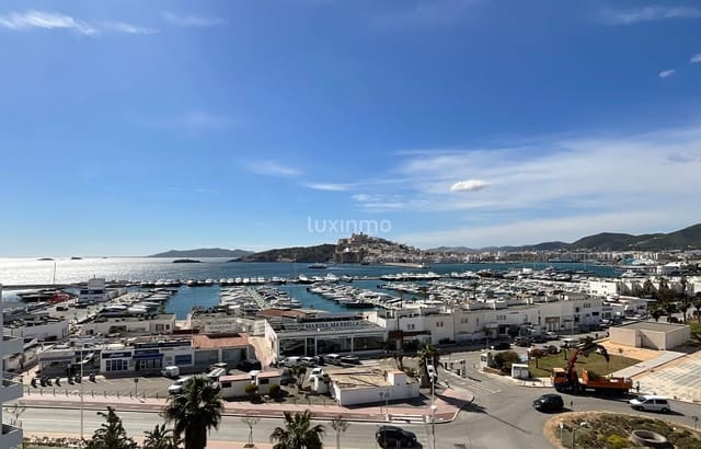 3 soverom Penthouse til salgs i Ibiza by med svømmebasseng garasje - € 3 050 000 (Ref: 8845267)