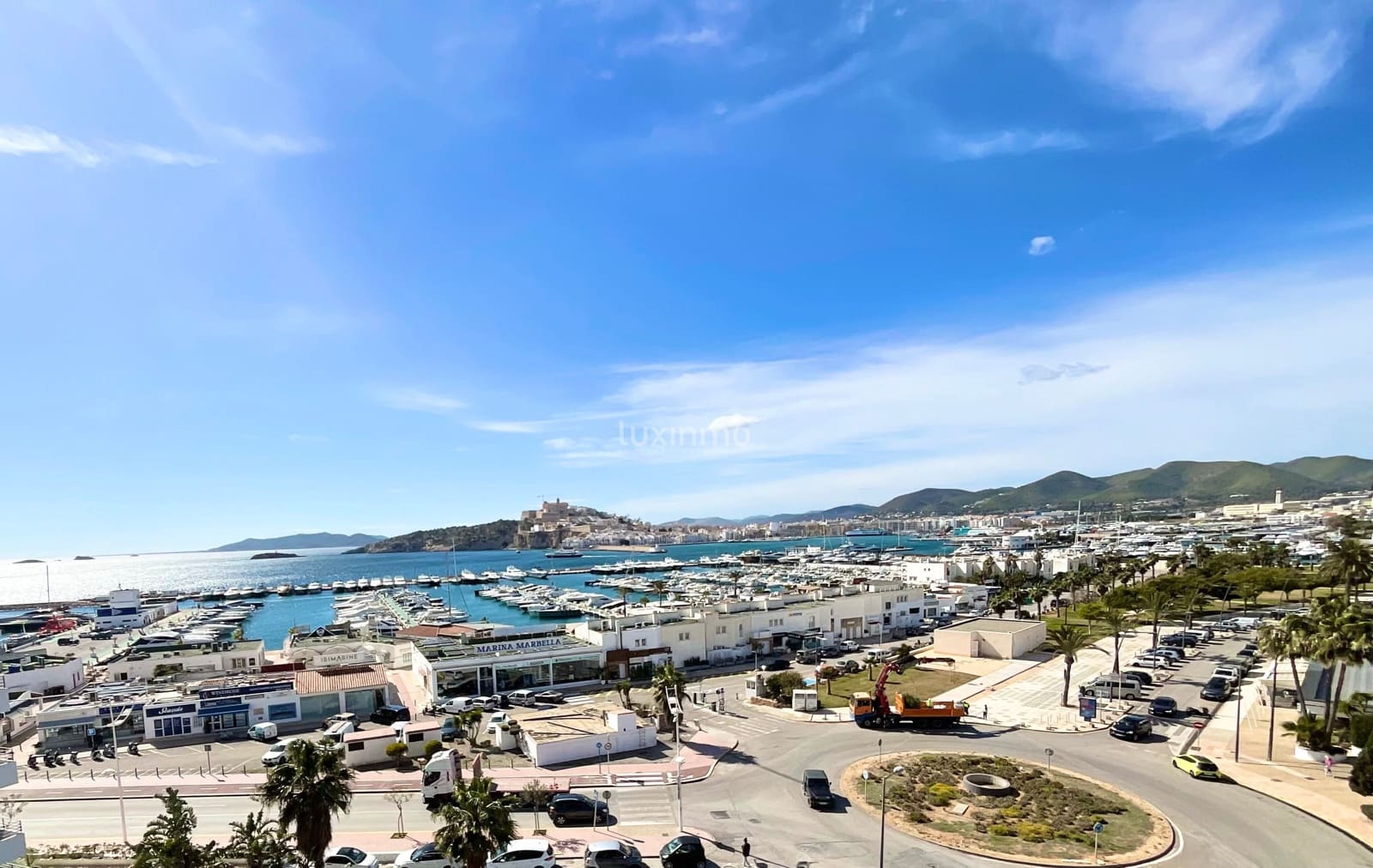 3 soverom Penthouse til salgs i Ibiza by med svømmebasseng garasje - € 3 050 000 (Ref: 8845267)