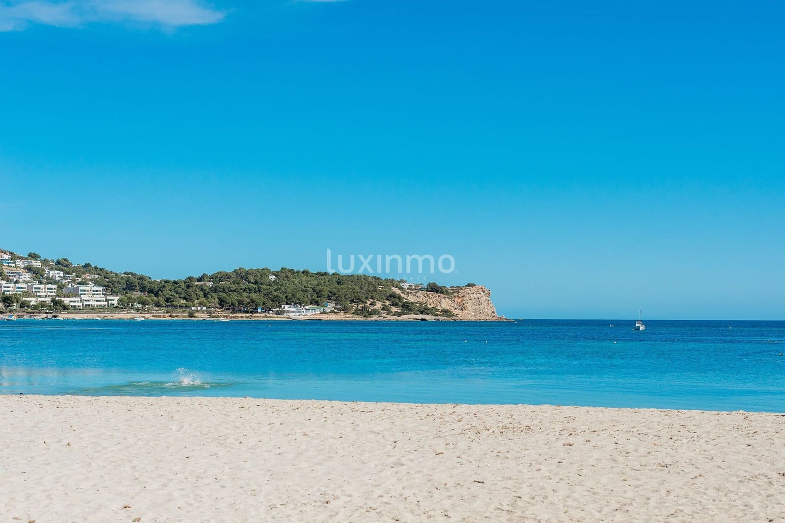 3 soverom Penthouse til salgs i Ibiza by med svømmebasseng garasje - € 3 050 000 (Ref: 8845267)