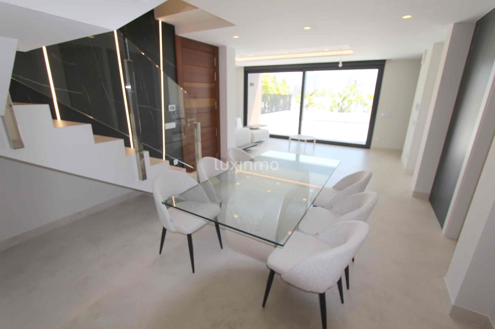 4 soverom Leilighet til salgs i Benidorm med svømmebasseng garasje - € 1 650 000 (Ref: 8845273)