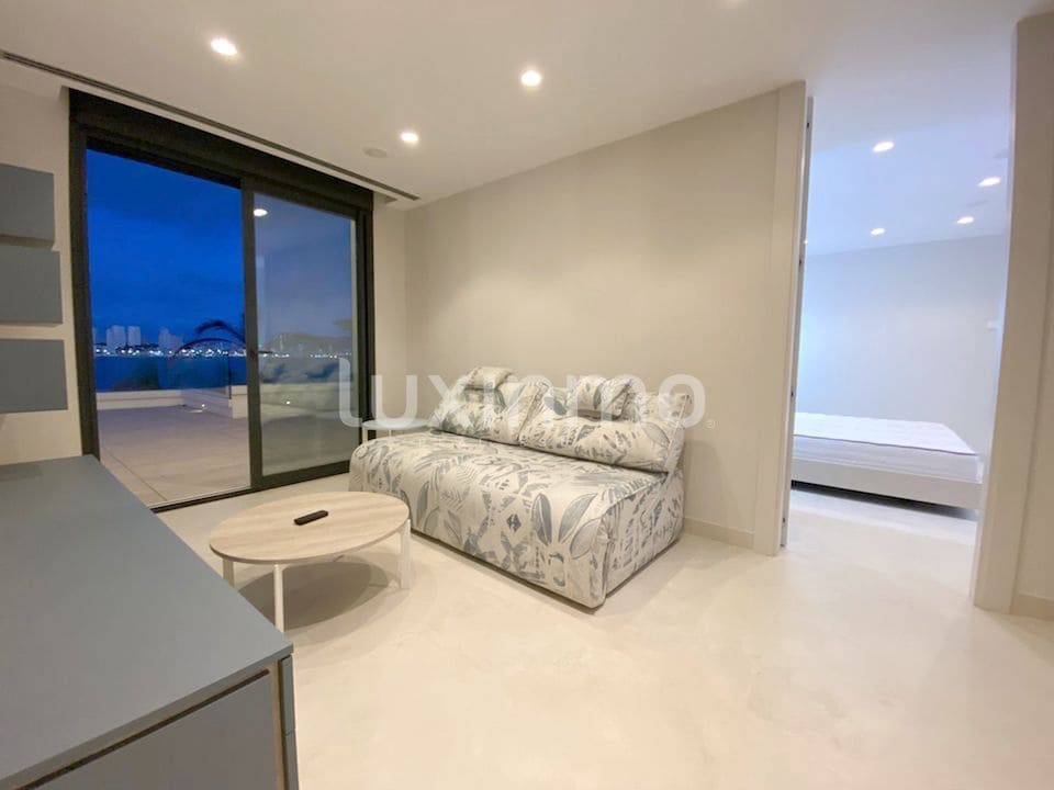 4 soverom Leilighet til salgs i Benidorm med svømmebasseng garasje - € 1 650 000 (Ref: 8845273)