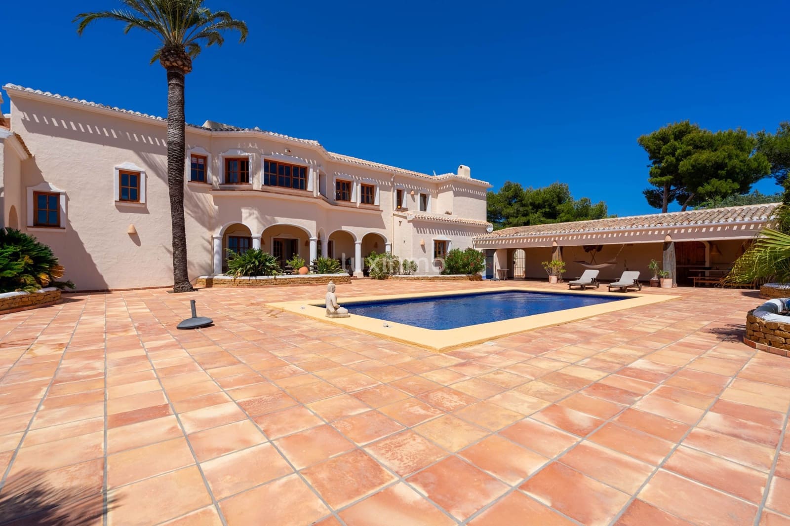 7 Zimmer Villa zu verkaufen in Javea / Xabia mit Pool Garage - 2.950.000 € (Ref: 8845281)
