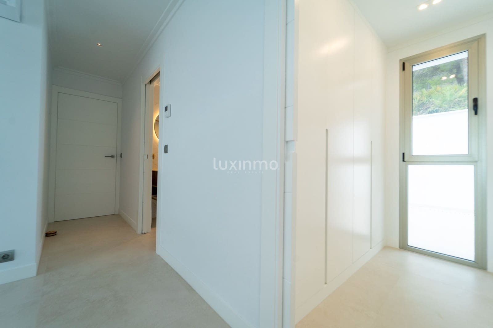 3 soveværelse Villa til salg i Altea med swimmingpool garage - € 1.488.000 (Ref: 8845282)