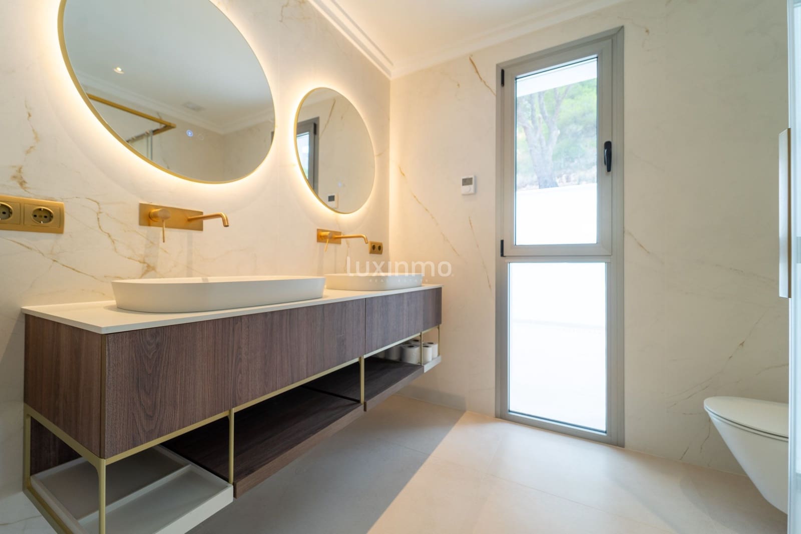 3 soveværelse Villa til salg i Altea med swimmingpool garage - € 1.488.000 (Ref: 8845282)