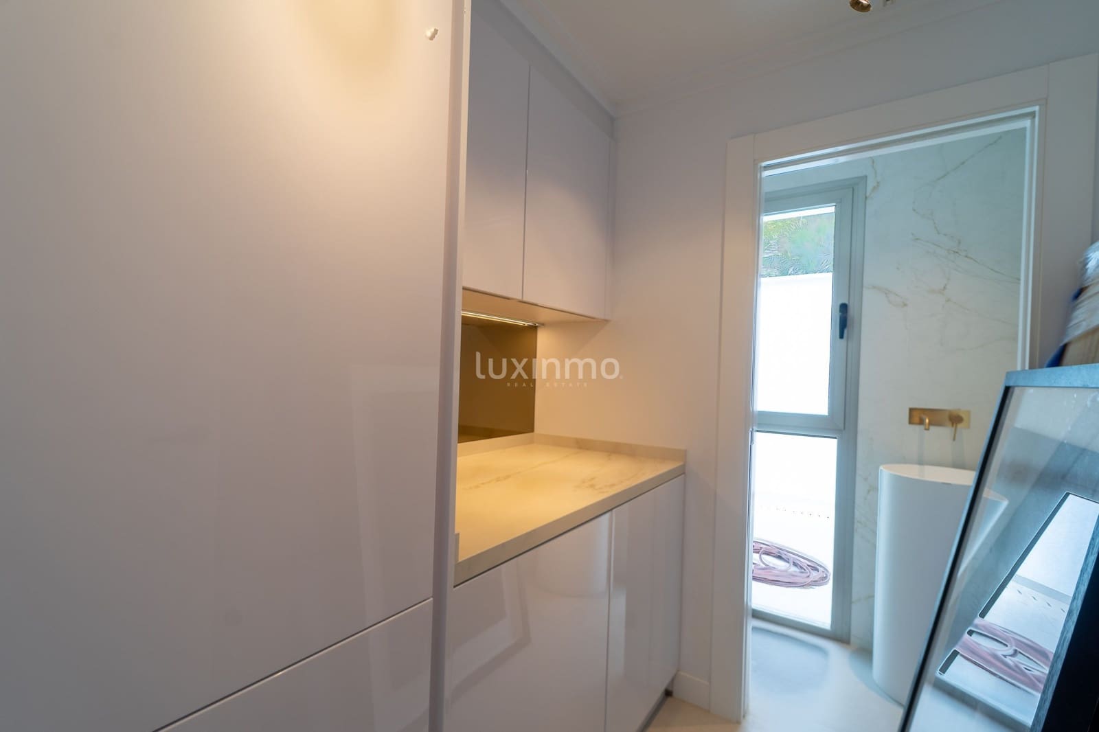 3 soveværelse Villa til salg i Altea med swimmingpool garage - € 1.488.000 (Ref: 8845282)