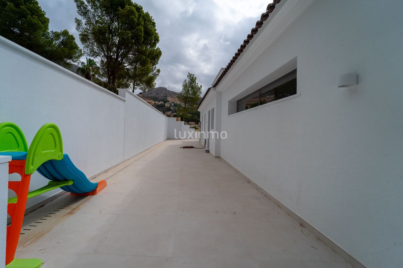 3 soveværelse Villa til salg i Altea med swimmingpool garage - € 1.488.000 (Ref: 8845282)