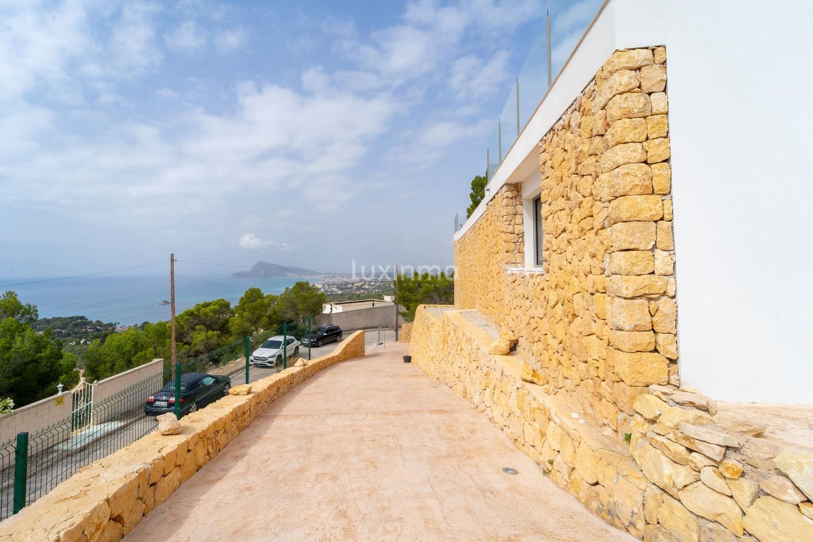 3 soveværelse Villa til salg i Altea med swimmingpool garage - € 1.488.000 (Ref: 8845282)