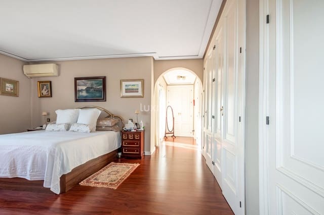 Chalet de 6 habitaciones en La Nucia en venta con garaje - 1.500.000 € (Ref: 8845285)