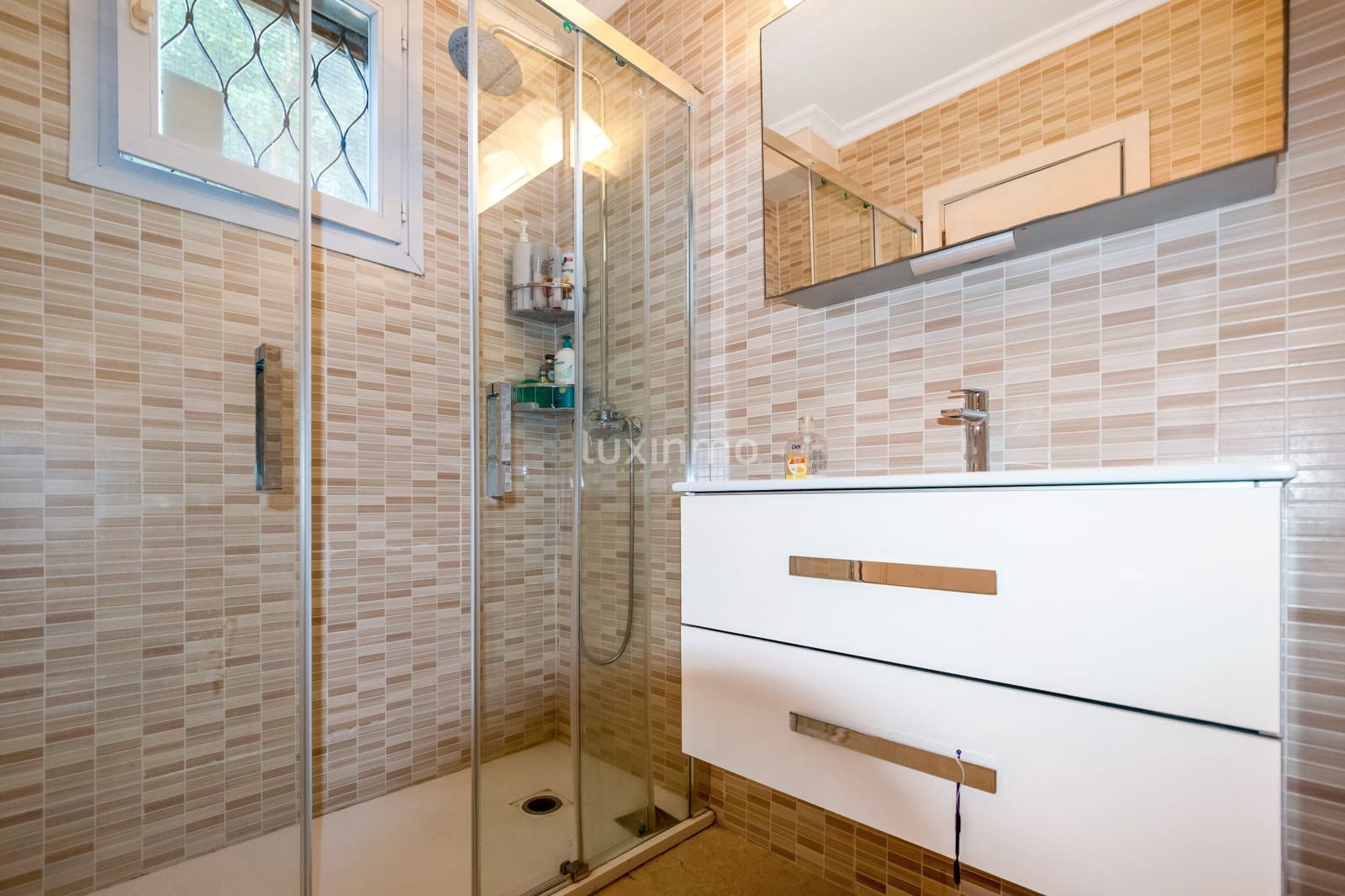 6 sovrum Villa till salu i La Nucia med garage - 1 500 000 € (Ref: 8845285)