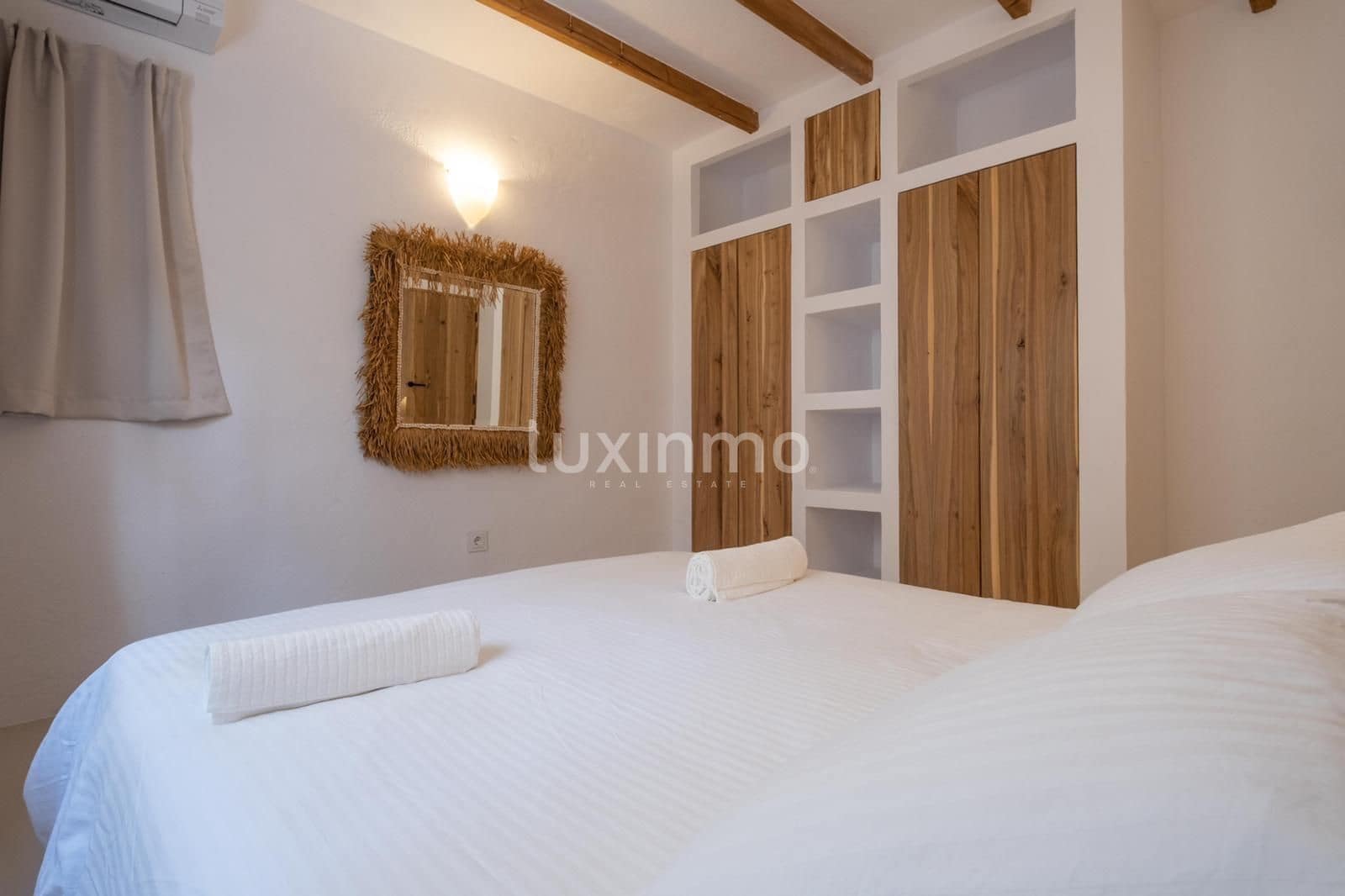 18 bedroom Villa for rent in Santa Eulalia / Santa Eularia with pool garage - € 30,000 (Ref: 8845288)