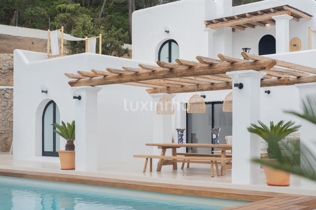 18 bedroom Villa for rent in Santa Eulalia / Santa Eularia with pool garage - € 30,000 (Ref: 8845288)