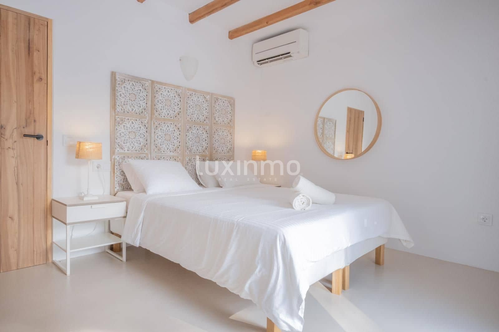 18 bedroom Villa for rent in Santa Eulalia / Santa Eularia with pool garage - € 30,000 (Ref: 8845288)
