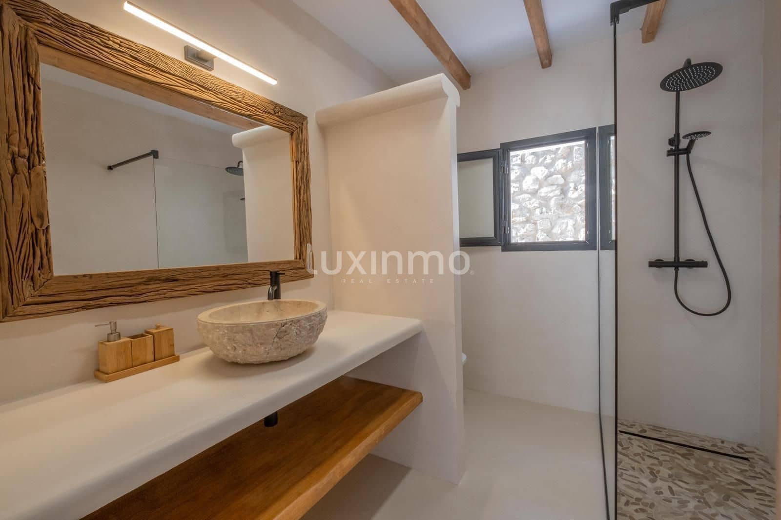 18 bedroom Villa for rent in Santa Eulalia / Santa Eularia with pool garage - € 30,000 (Ref: 8845288)