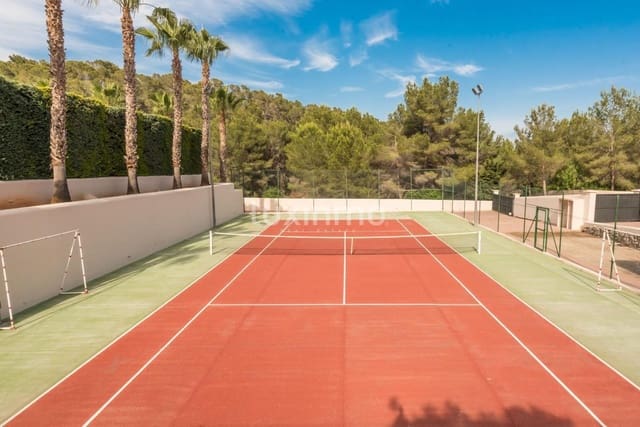 18 bedroom Villa for rent in Santa Eulalia / Santa Eularia with pool garage - € 30,000 (Ref: 8845288)