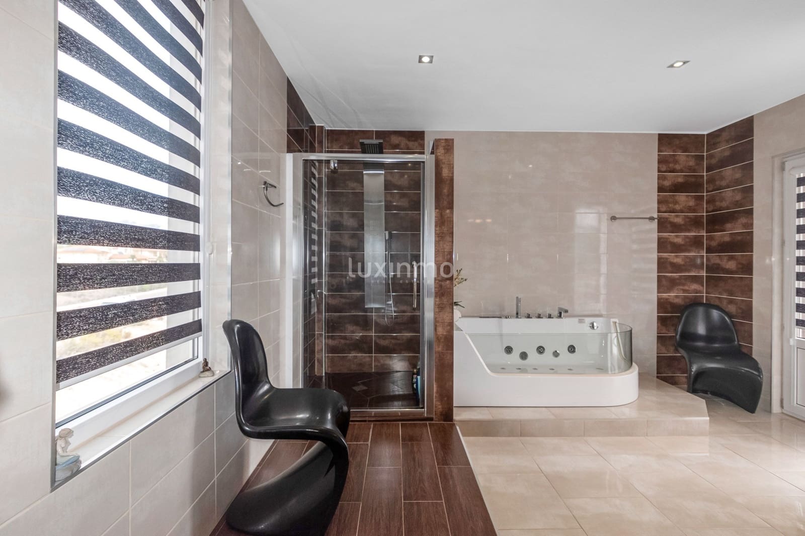 5 soveværelse Villa til salg i Alfaz del Pi / L'Alfas del Pi med swimmingpool garage - € 1.290.000 (Ref: 8845290)