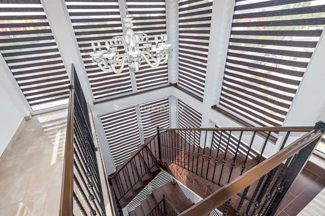 5 bedroom Villa for sale in Alfaz del Pi / L'Alfàs del Pi with pool garage - € 1,290,000 (Ref: 8845290)