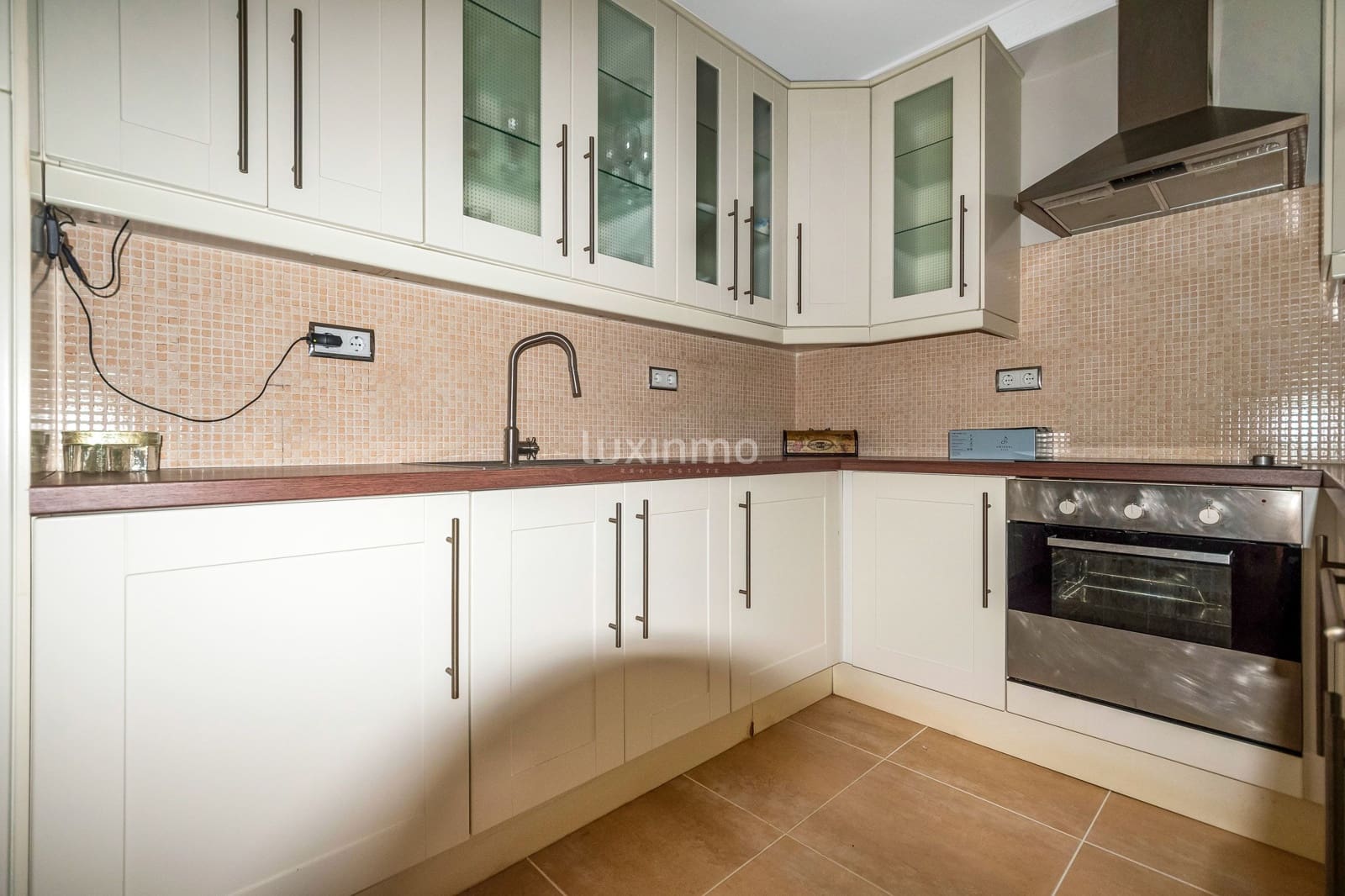 8 soveværelse Villa til leje i Altea med swimmingpool garage - € 11.000 (Ref: 8845291)