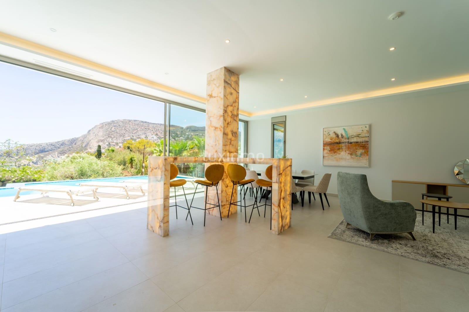6 bedroom Villa for sale in Calpe / Calp with pool garage - € 2,200,000 (Ref: 8845294)